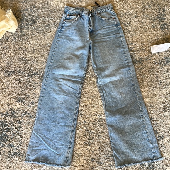 Zara straight leg jeans “90’s style” - Picture 2 of 5